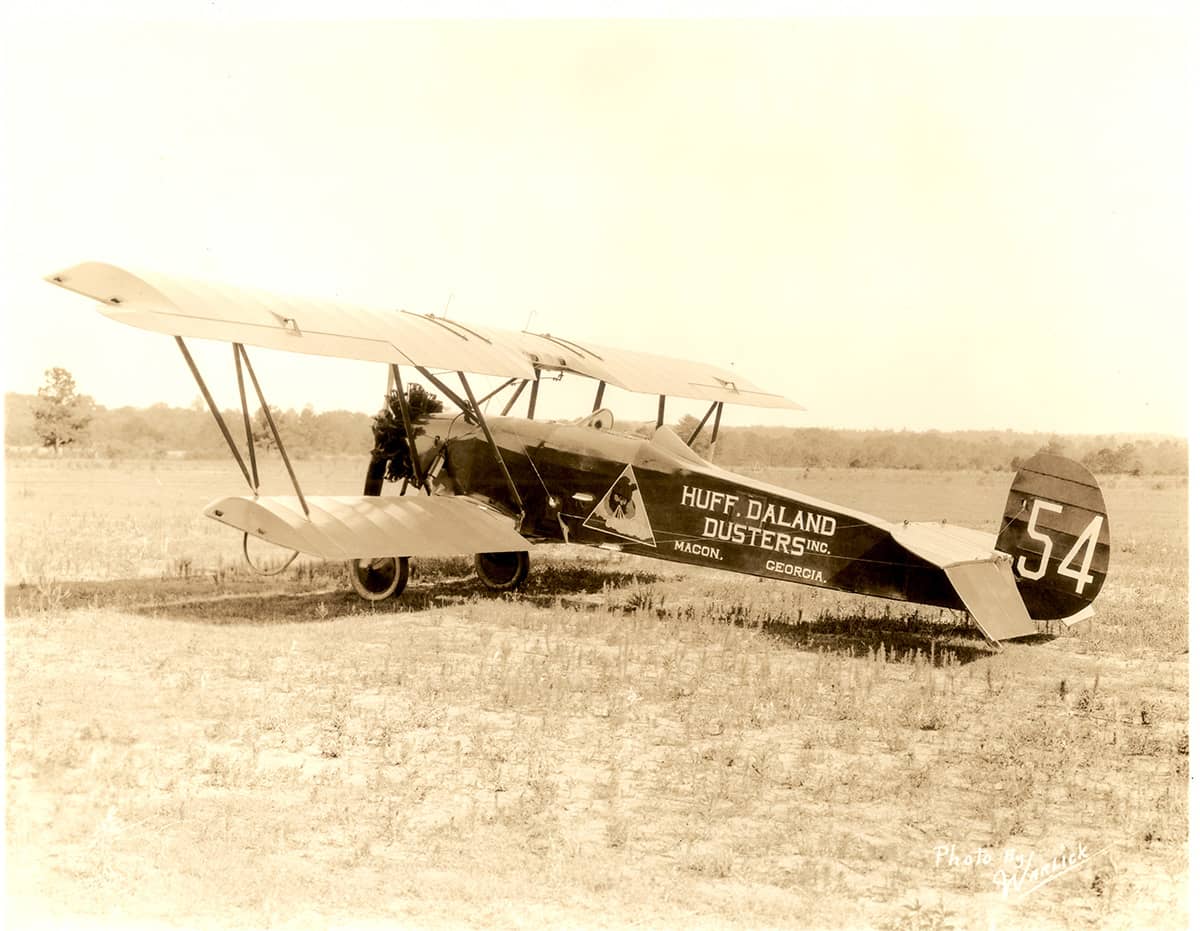 Huff Daland Duster in Macon markings