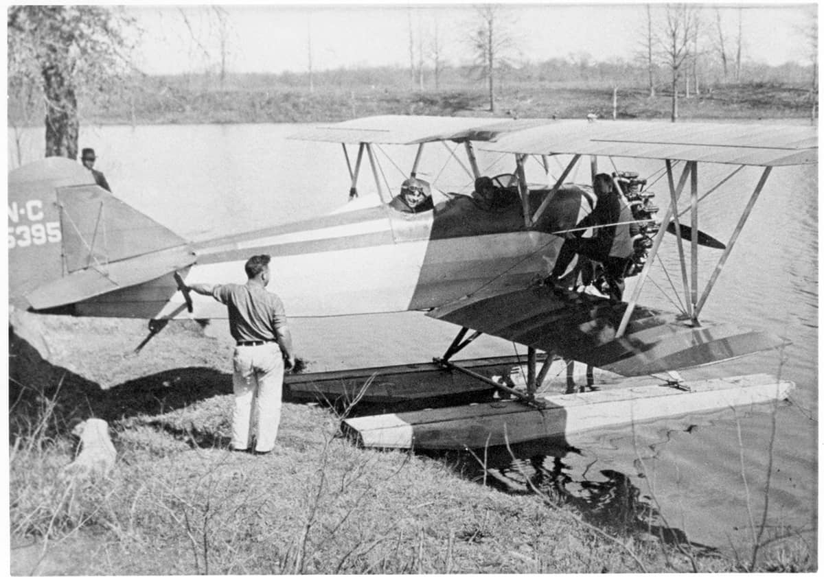 travel-air-4000-n5395_on_floats_770715_001