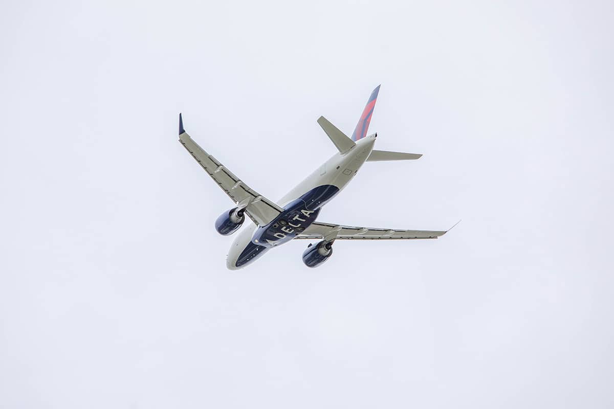 A220-100 first flight 20181006A220-100 flight deck 20190207