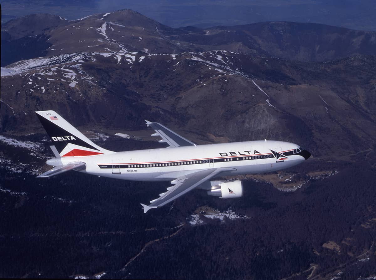 A310 in flight 1