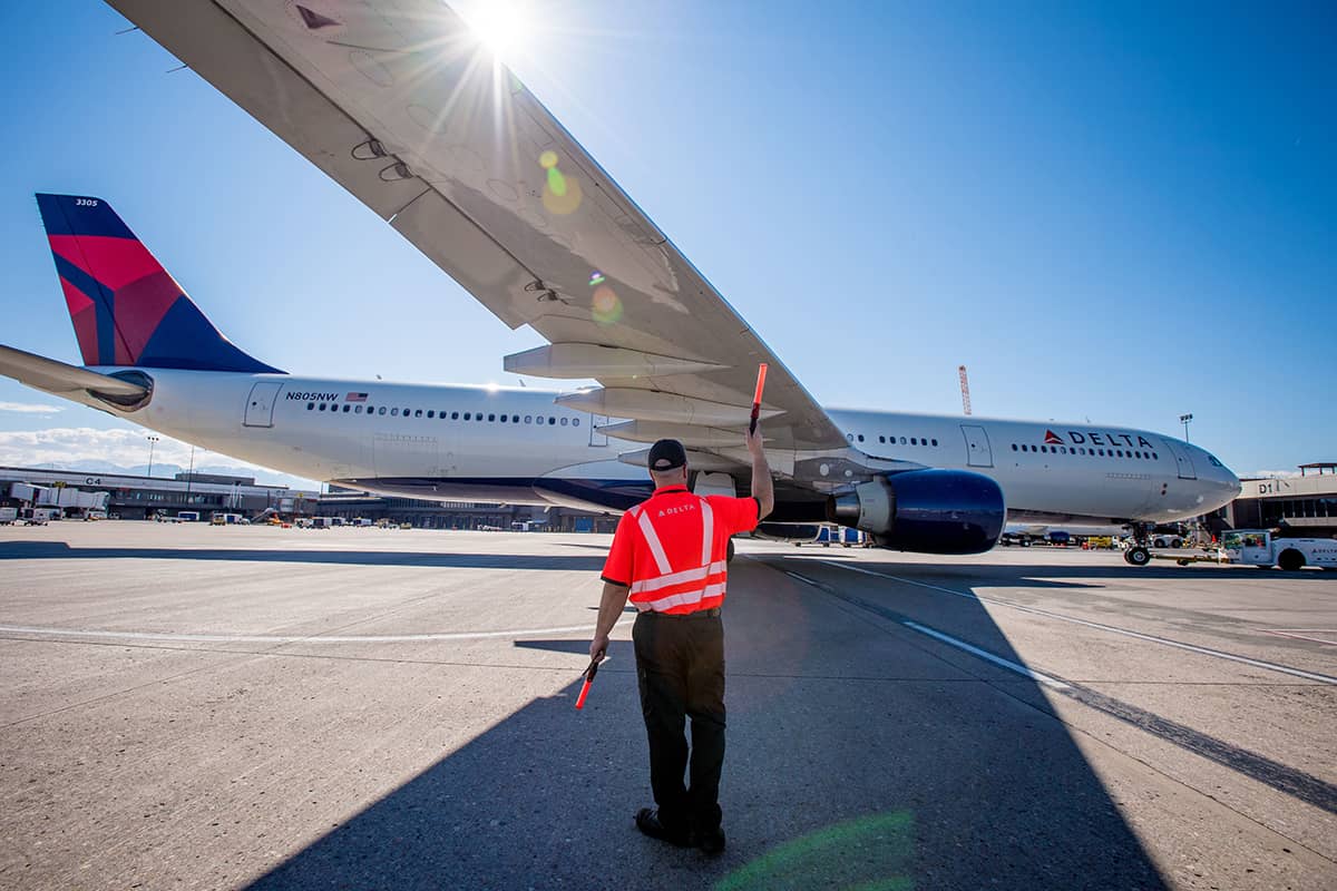A330-300 at SLC 2018