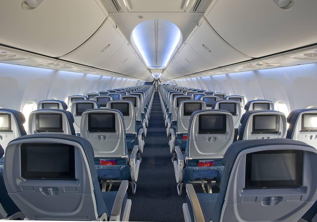737-900 interior 2013