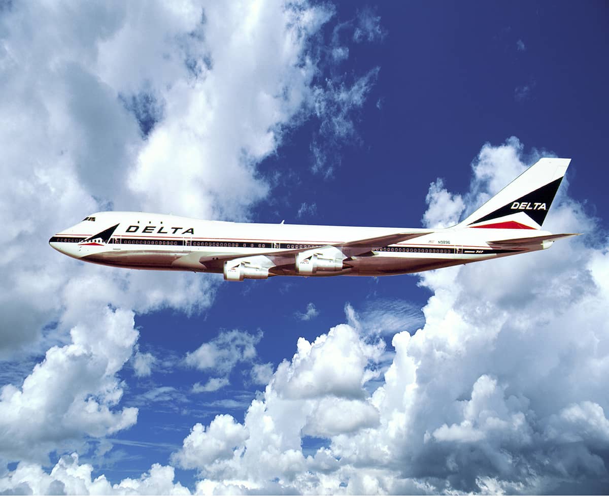 NEW！!ボーイング747/DELTA航空 1/150 Amazon.co.jp: 航空機 1/150 スケール 47 センチメートル飛行機