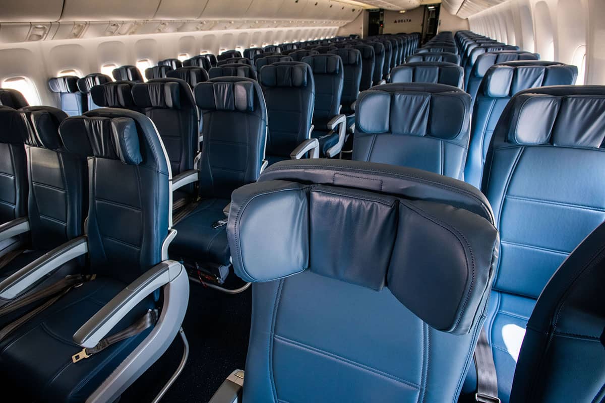 767-400 refresh 20190917 Main Cabin seats