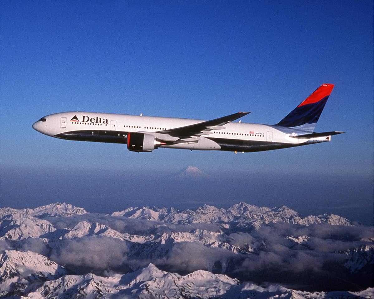 777-200ER second livery 2000