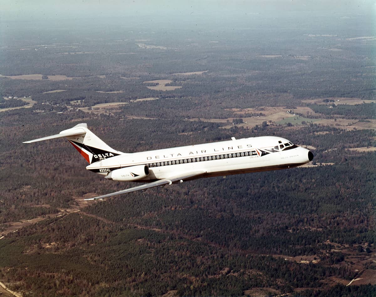 Douglas DC-9 1965-1993, 2008-2014