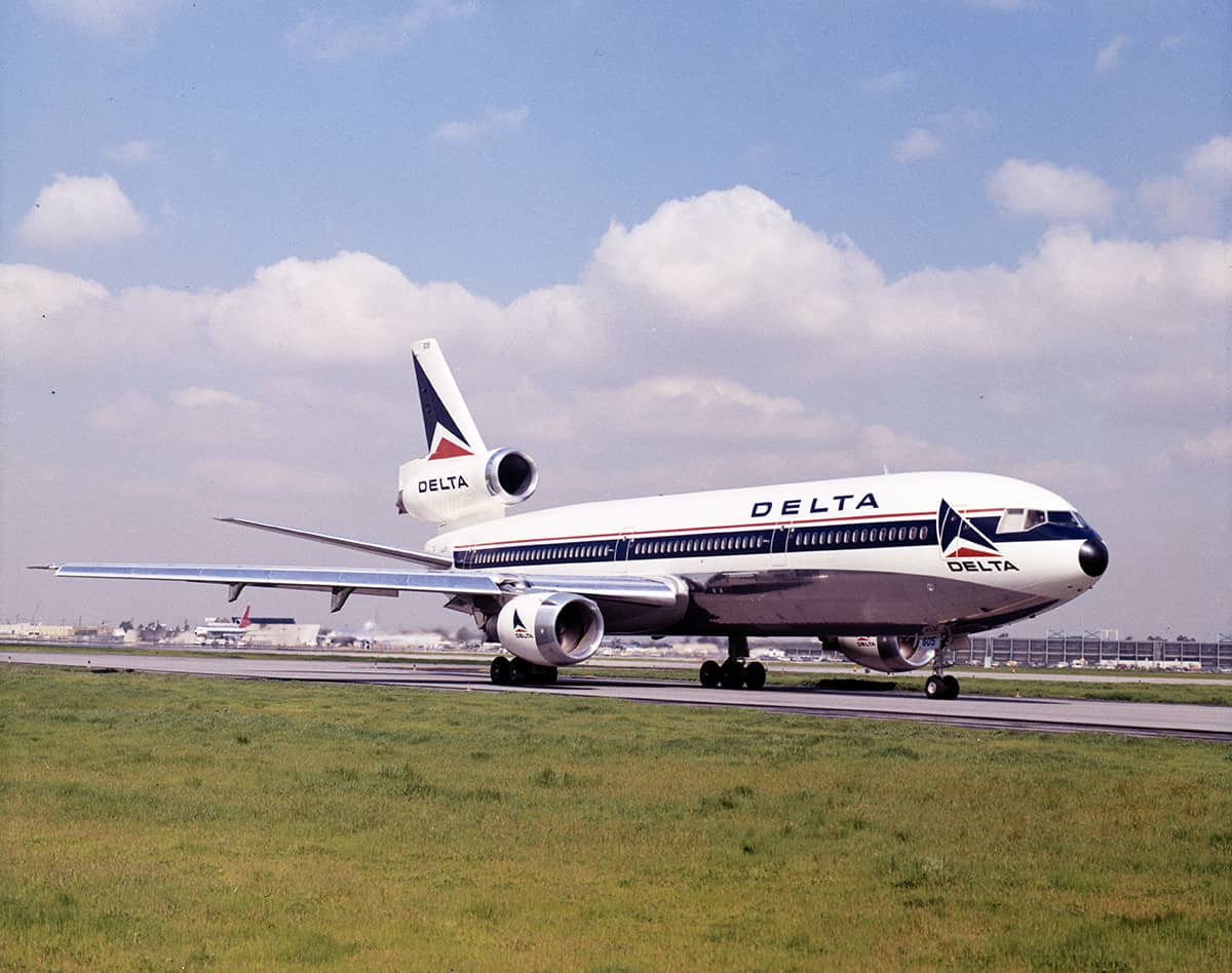 McDonnell Douglas DC-10 1972-1975, 1987-1988