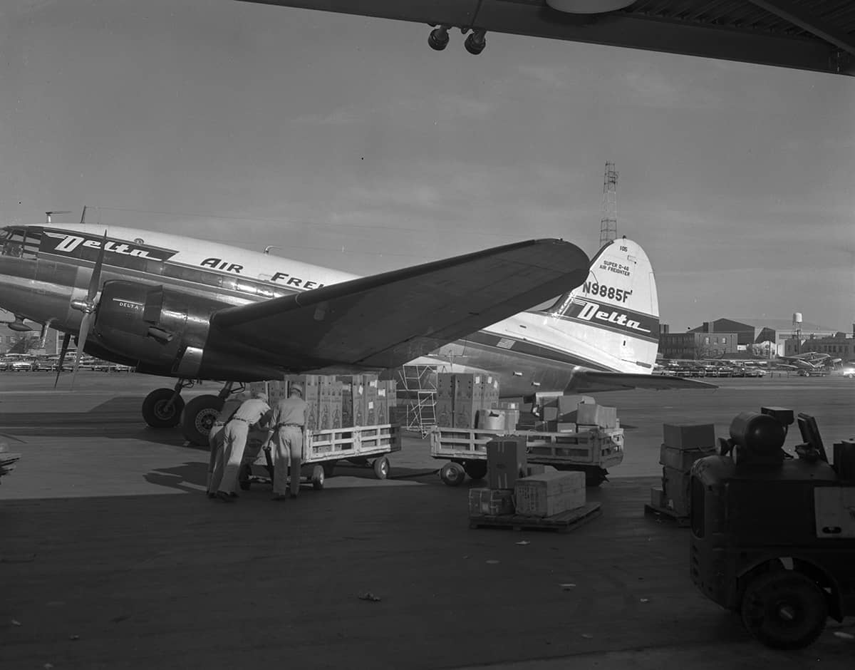 C-46 at Delta Air Freight building_590148_001