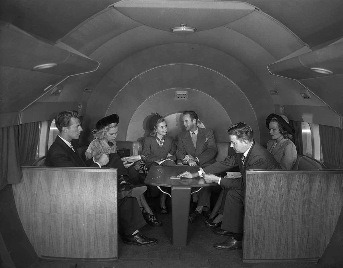 DC-6 Sky Lounge_b1455