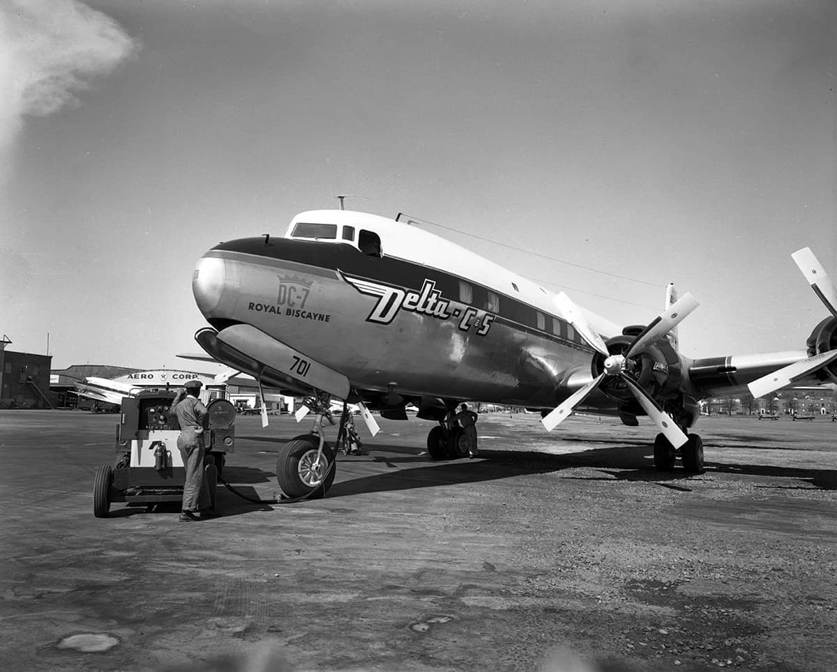 DC-7 Royal Biscayne_550521