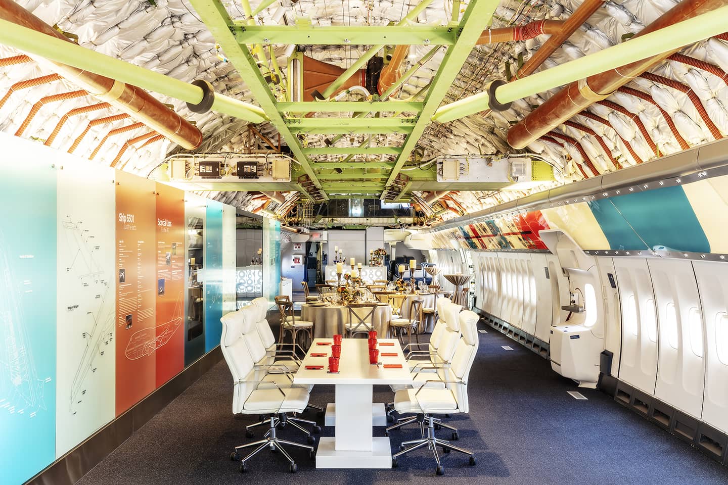 ディズニー　ランドスケープ Space shuttle Enterprise lands in New York for museum display