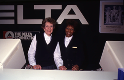 dl_uniforms_1991_acs_female_sweaters