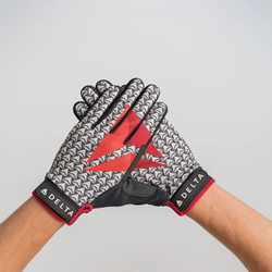 2018-below-wing-techops-gloves
